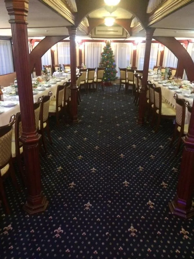 Bogdan Khmelnytskyi Hotel Kyiv