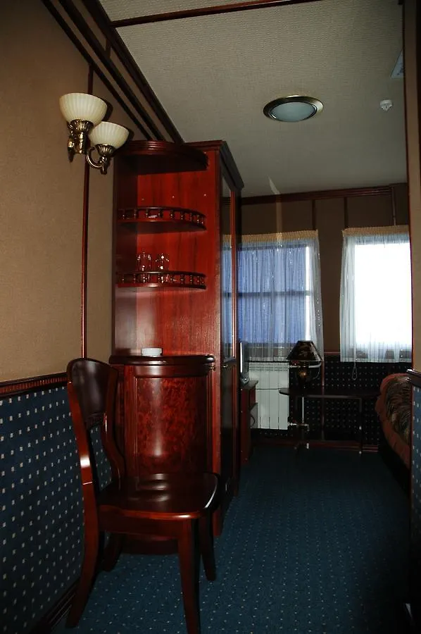 Bogdan Khmelnytskyi Hotell Kiev