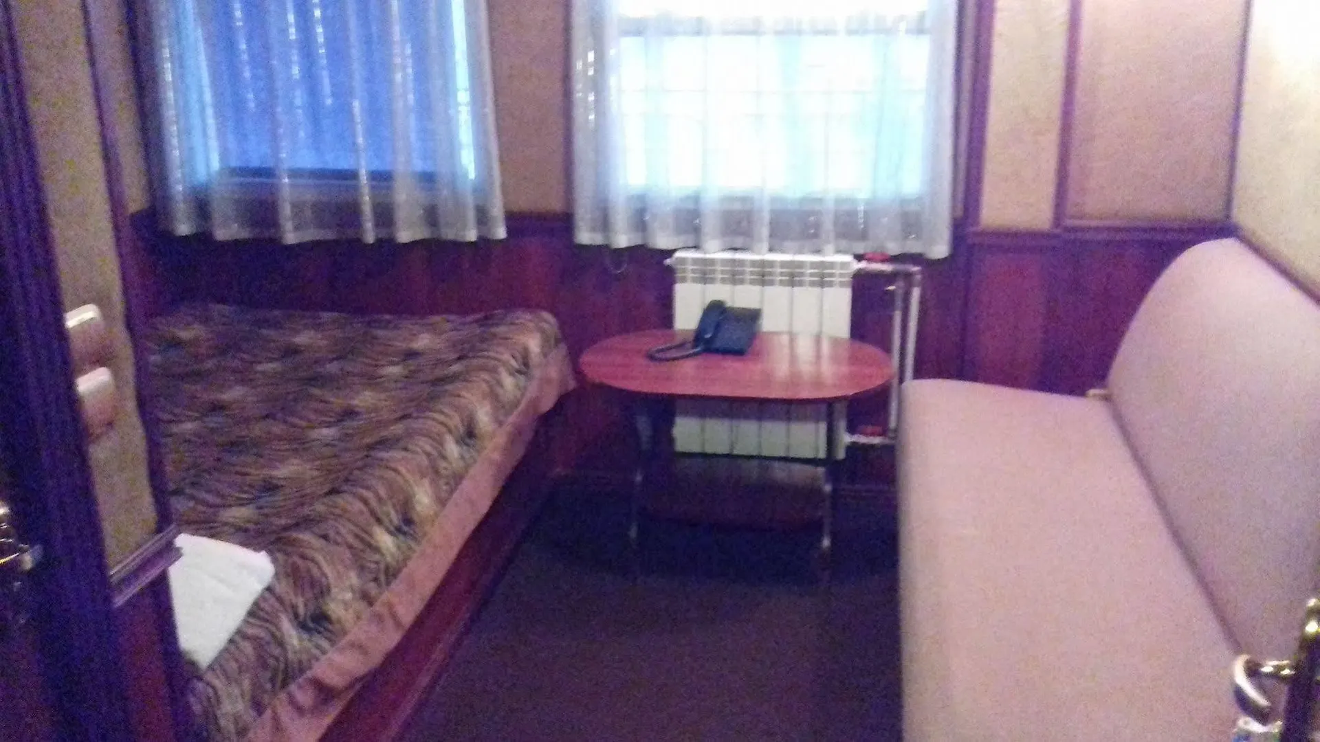 Bogdan Khmelnytskyi Hotel Kiev 3*,